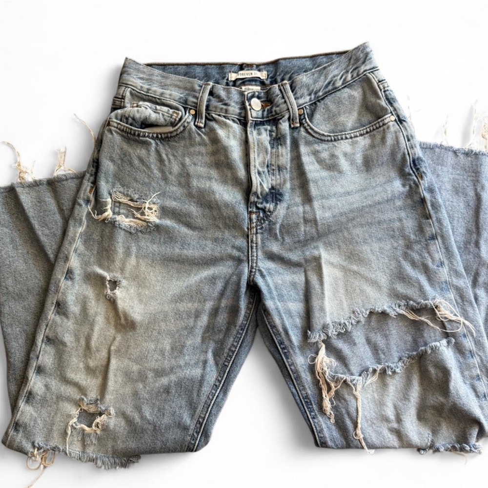 Forever 21 Distressed Light Wash Blue Relaxed Jeans